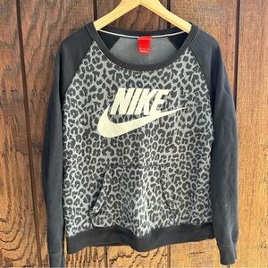 Nike Women's Black and Gray Leopard Print Top